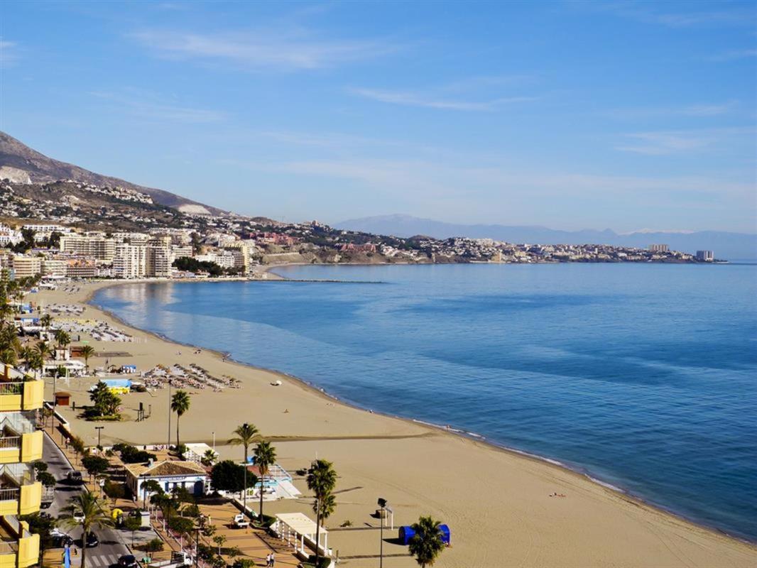 Fully Renovated Apartment In The Heart Of Fuengirola, 2 Min Walk To The Beach Экстерьер фото
