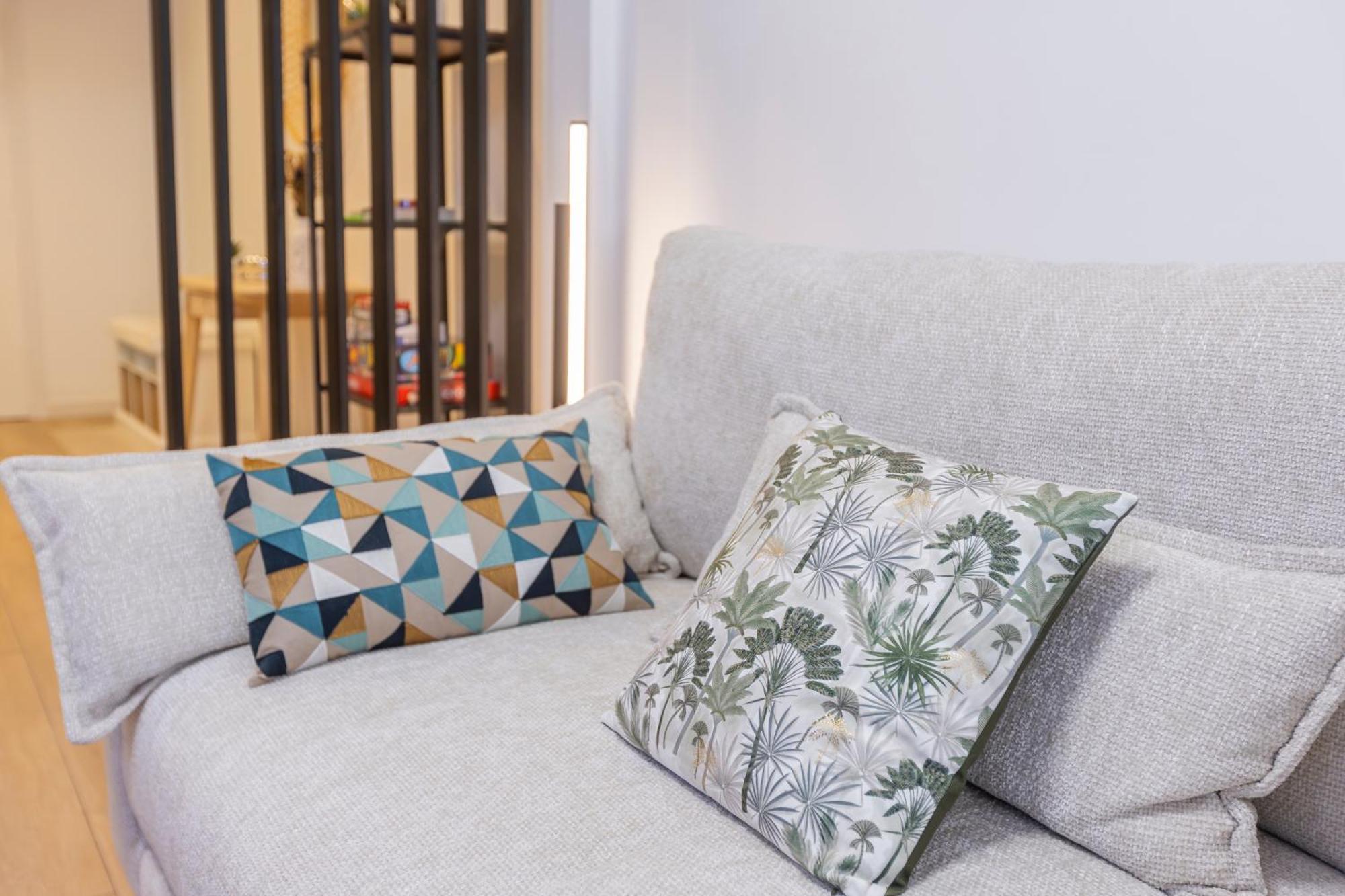 Fully Renovated Apartment In The Heart Of Fuengirola, 2 Min Walk To The Beach Экстерьер фото