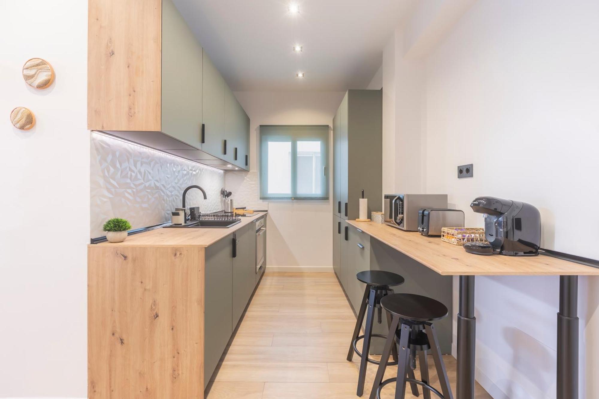 Fully Renovated Apartment In The Heart Of Fuengirola, 2 Min Walk To The Beach Экстерьер фото