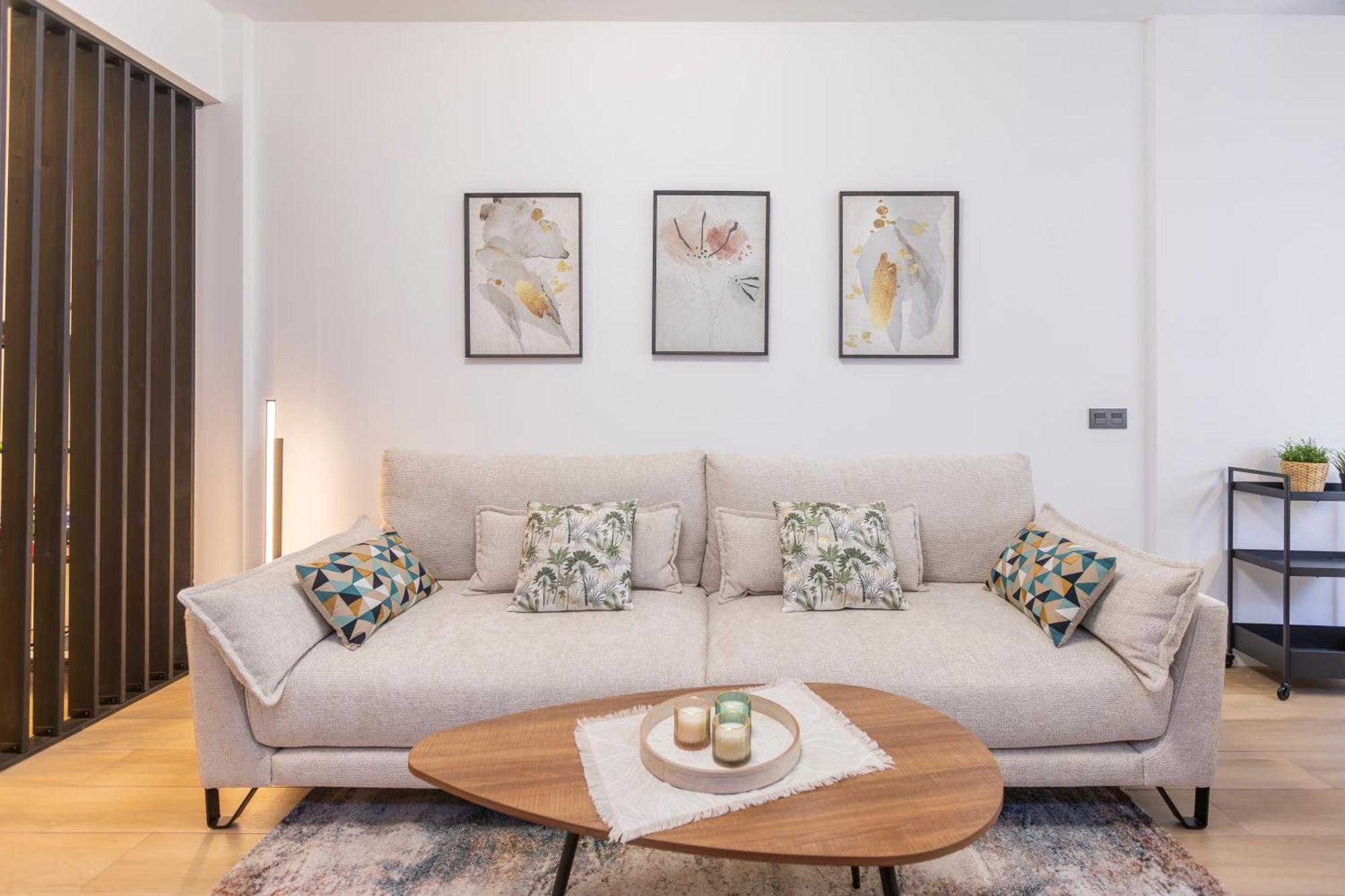 Fully Renovated Apartment In The Heart Of Fuengirola, 2 Min Walk To The Beach Экстерьер фото