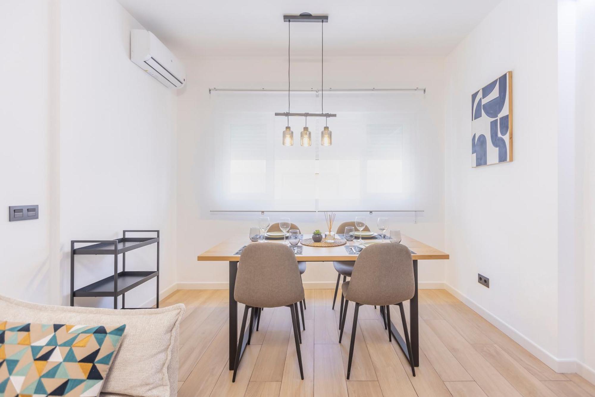 Fully Renovated Apartment In The Heart Of Fuengirola, 2 Min Walk To The Beach Экстерьер фото